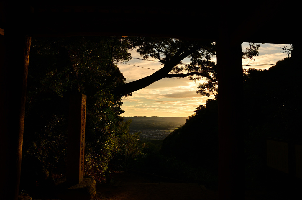 お寺からの夕焼け