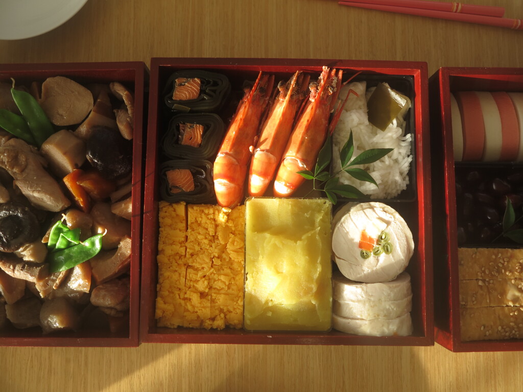 御節膳