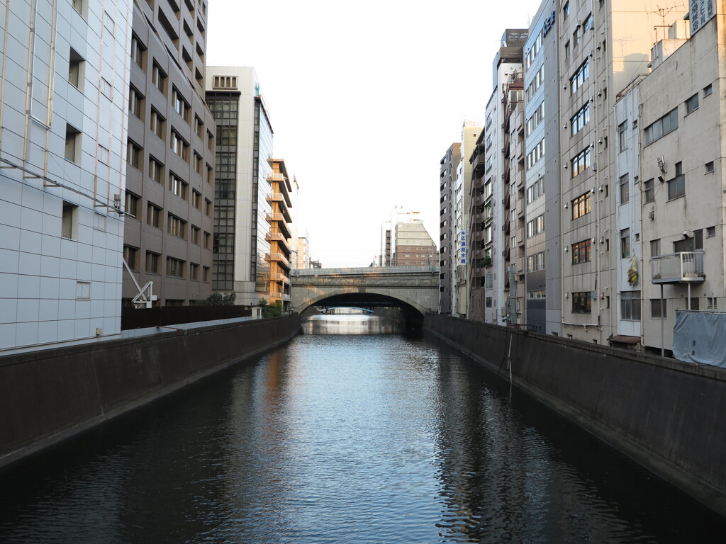 河