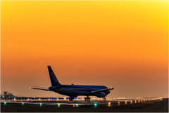 夕暮れの空港