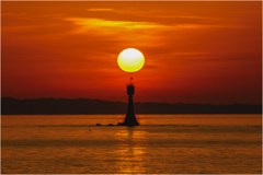 灯台と夕陽