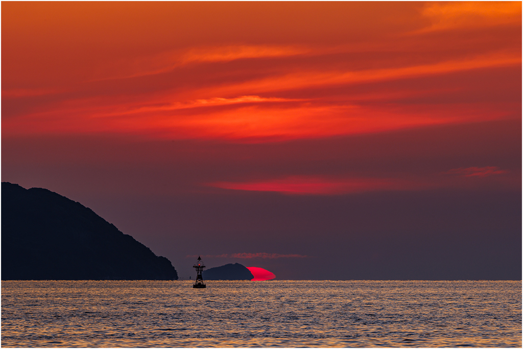 沈む夕陽