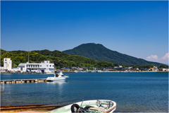 可也山を望む