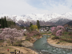 大出の吊橋