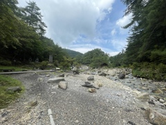 真夏の草津温泉西の河原