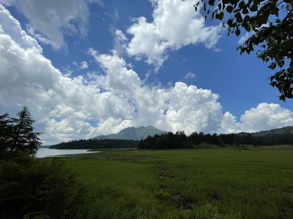 夏の尾瀬沼と燧ケ岳