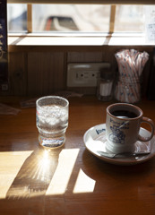 「日常」という言葉の意味が「日曜日が常」だったらいいなと一瞬思ったけど，やっぱり
