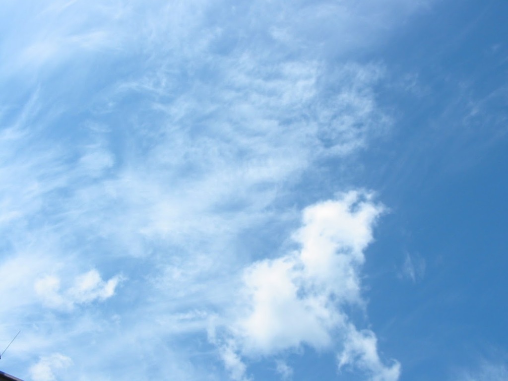 段原一詞の煙のような雲