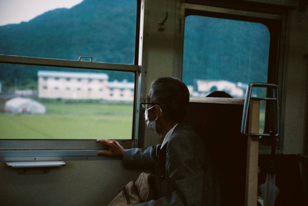 FB5FD75E-C2B9-49A6-998F-30419F483A9E