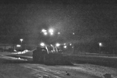 暗闇を拓くフルスロットル