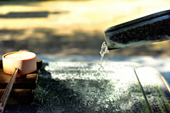 手水舎 こっちから