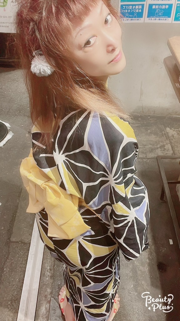 晩夏の浴衣姿
