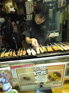 焼きトン　焼方女子