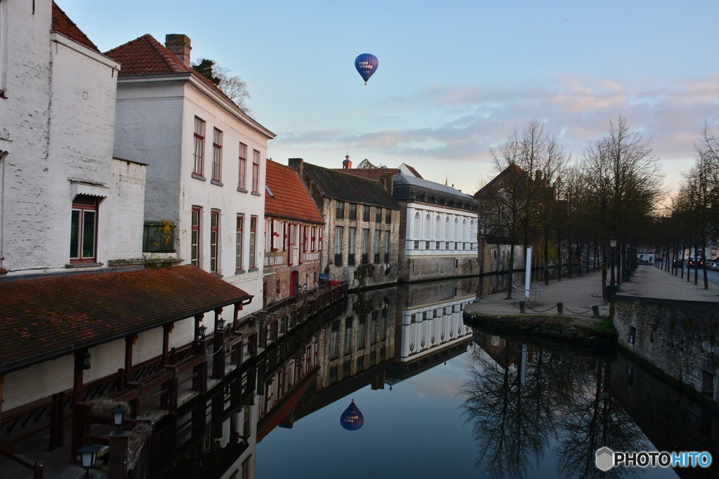 ブルージュの朝