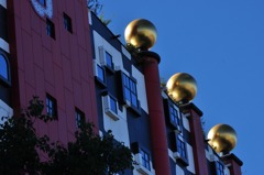 建築家は「百水」