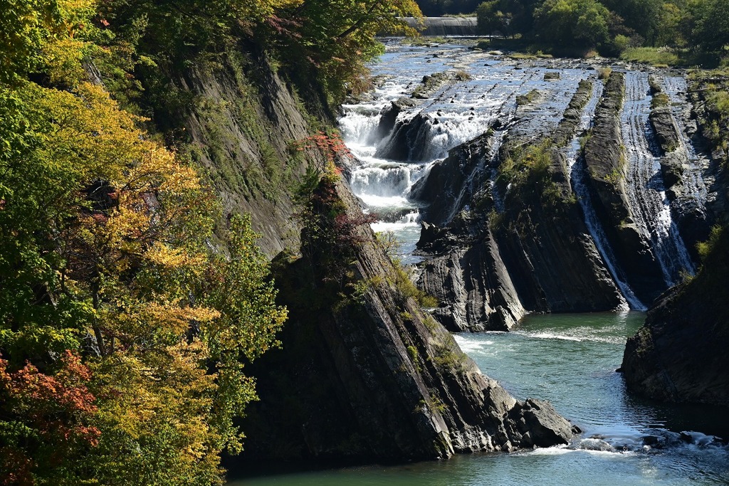 秋の滝ノ上公園