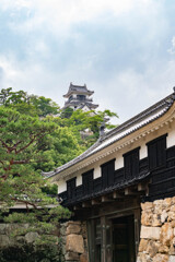 城