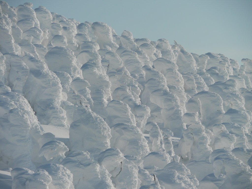 雪の巨人たち