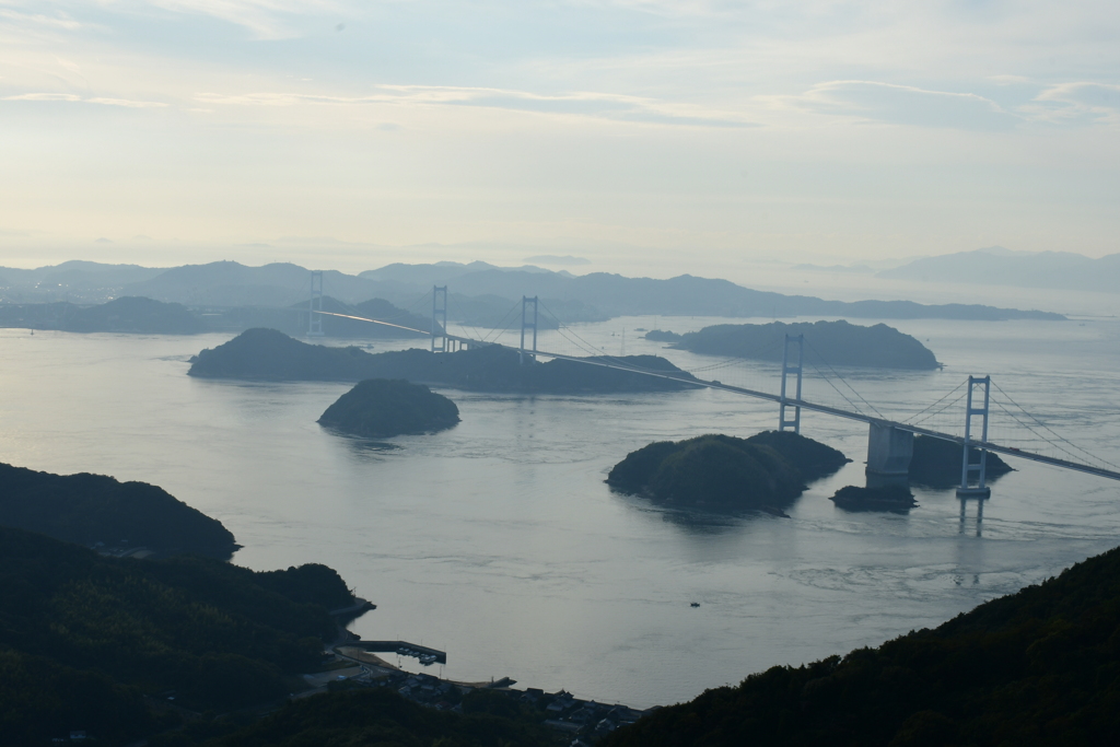 しまなみ海道の橋と島