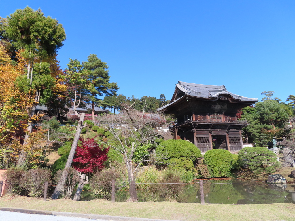 高麗の山寺　秋1