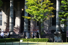 屋外のクローク