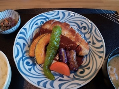 豚ロースカツレツデミグラスソース膳