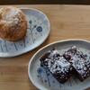 クリームチーズデニッシュとブラウニー