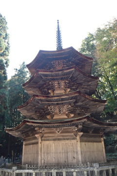 国宝　八角三重塔