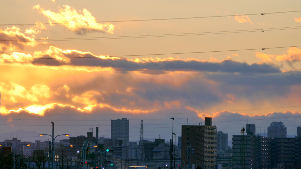 三ツ峠山バックの雲に入る