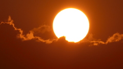 雲上の夕日