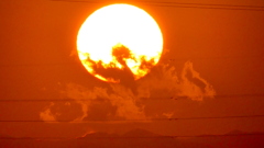 小金沢山上の雲の夕日