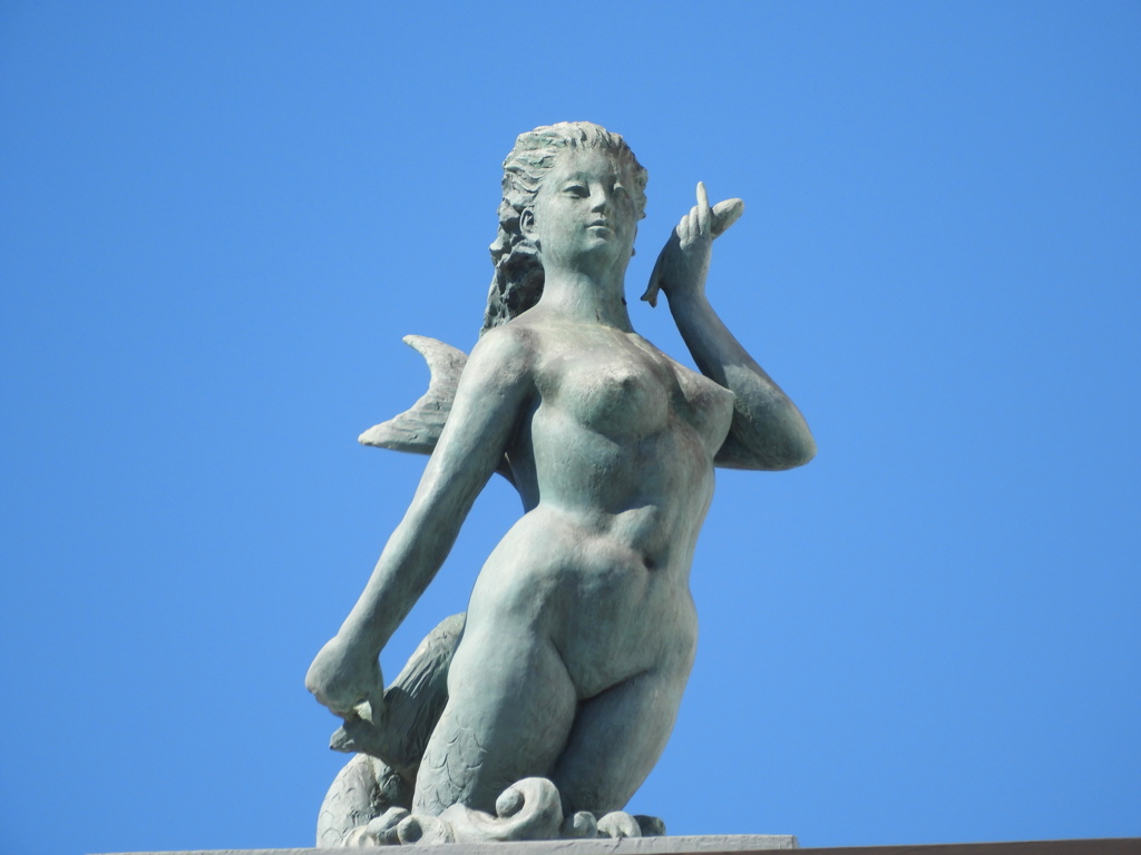 青空の美女