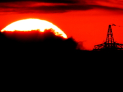 '23.01.17の丹沢山系を覆う雲の中の夕日