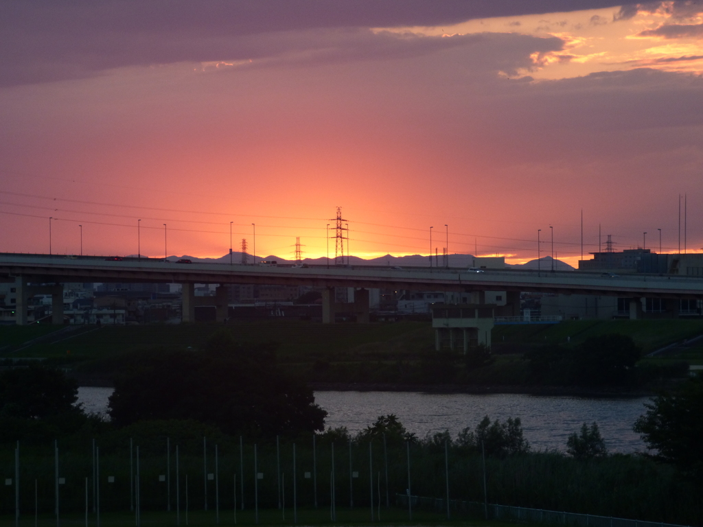 ’２２７２３の日没直後の夕焼