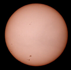 '22.12.04.09:03.5枚を重ね画像処理した少し雲が太陽面