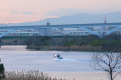 西新井橋から見えたピンクの雰囲気の中を上る