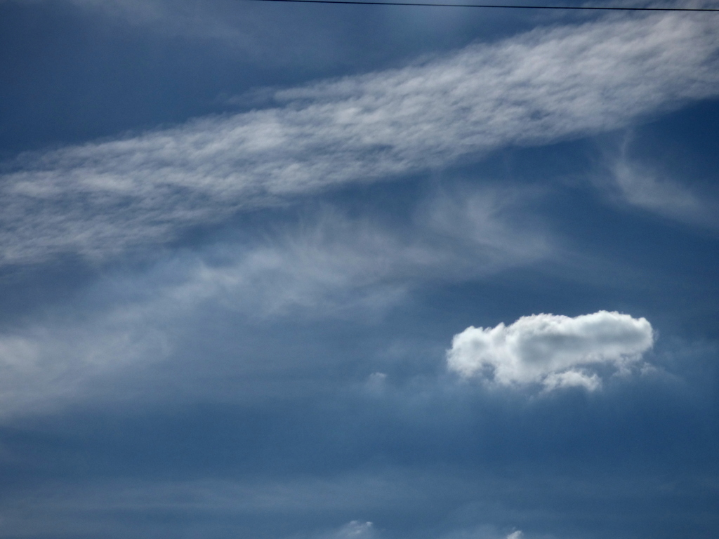 その後の飛行機雲と