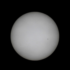 朝もやの太陽面