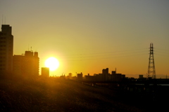 荒川土手下からの夕日