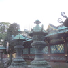 上野東照宮の本殿の灯籠