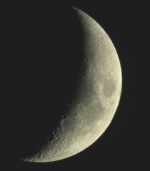 '22.10,30.17:27.の７フレームの画像処理をした月