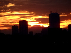 ’2212.04.16:22雲被る.丹沢山の夕焼