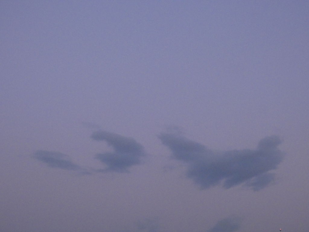 夕方のパープル雲