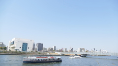 隅田川桜橋を臨む