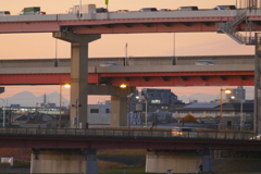 冬至近くの夕日を受ける夏至点の西御荷鉾山から浅間山