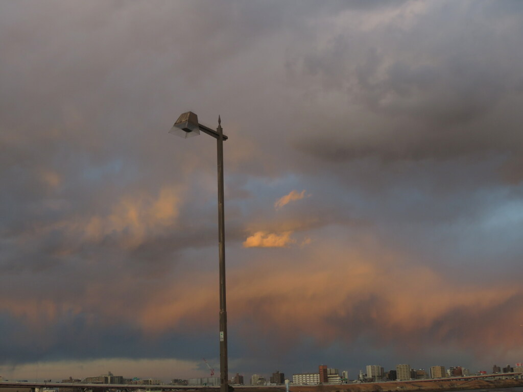 荒川東方面の夕空