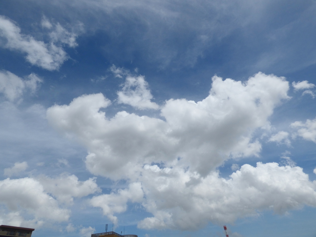 台風の余波の流れ雲 By Nebuko Id 写真共有サイト Photohito