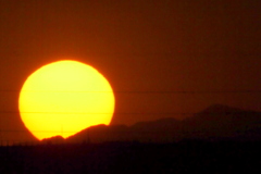大持山の大きな夕日