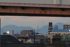 荒川高速下の赤城山