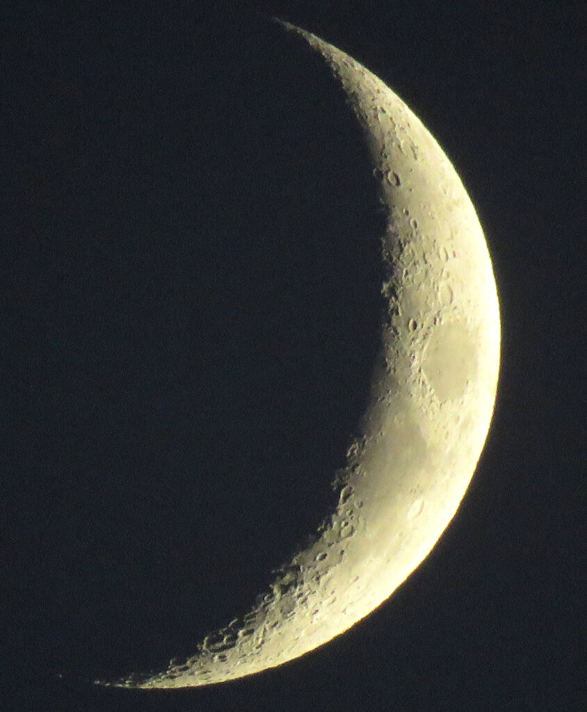 '22.10.29.17:15の5フレーム画像処理をした月